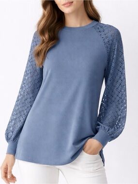 Miholl- Blue Lace-Sleeve Women's Top
Size XL